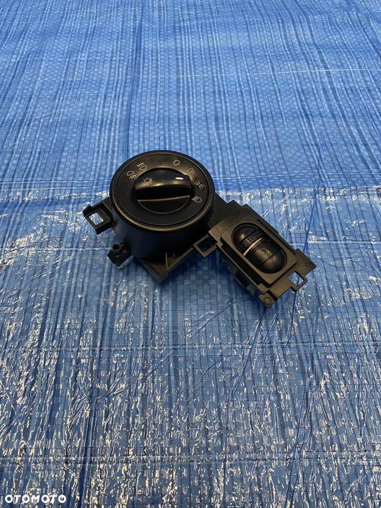 PANEL PRZEŁĄCZNIK REGULACJI WŁĄCZNIK ŚWIATEŁ  VOLKSWAGEN TOUAREG I  7L685890  7L6858903T - 2
