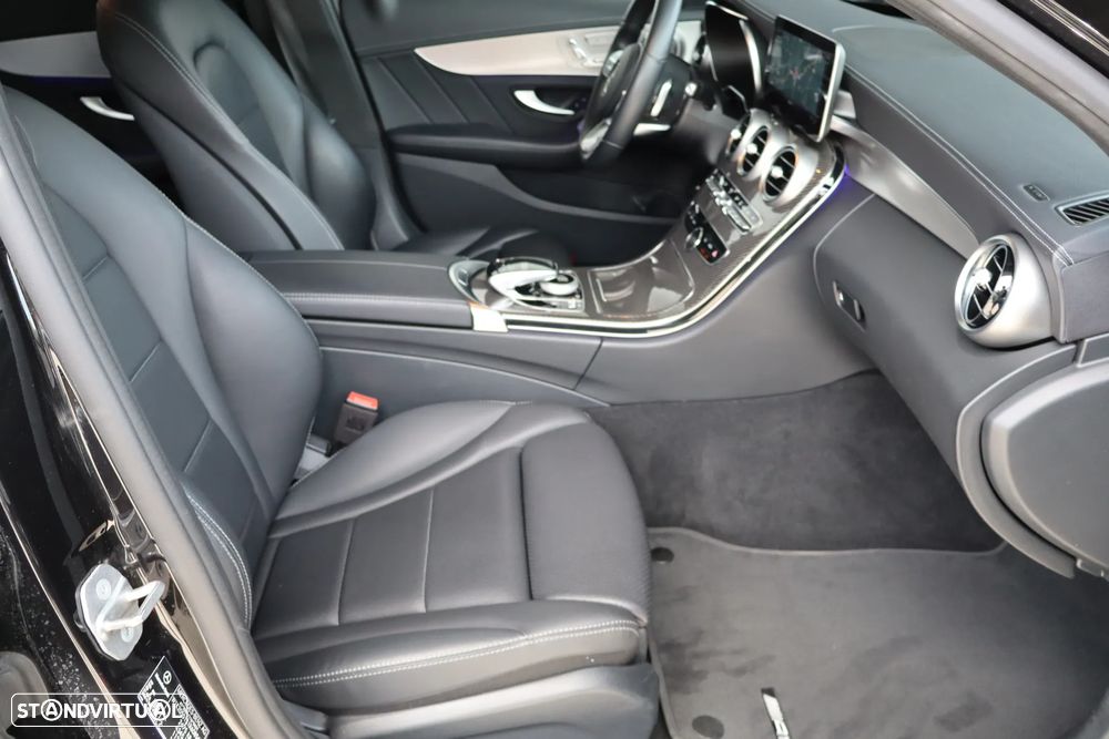 Mercedes-Benz C 300 de AMG Line - 22