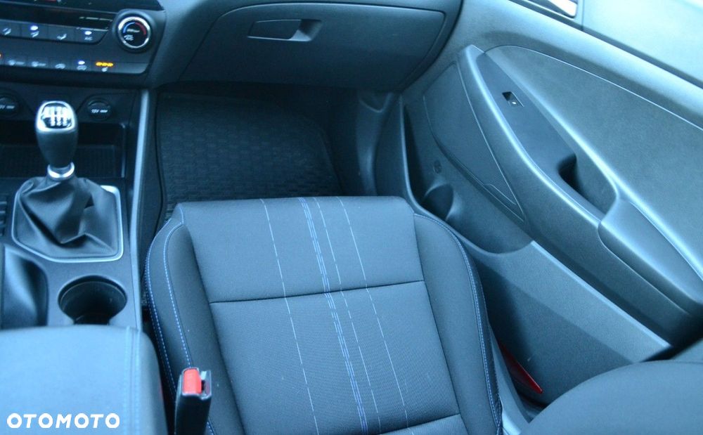 Hyundai Tucson blue 1.6 GDi 2WD Navi - 34