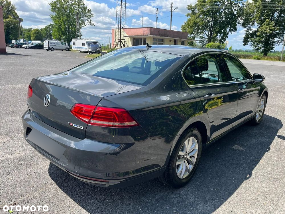 Volkswagen Passat 1.4 TSI BMT ACT Comfortline - 4