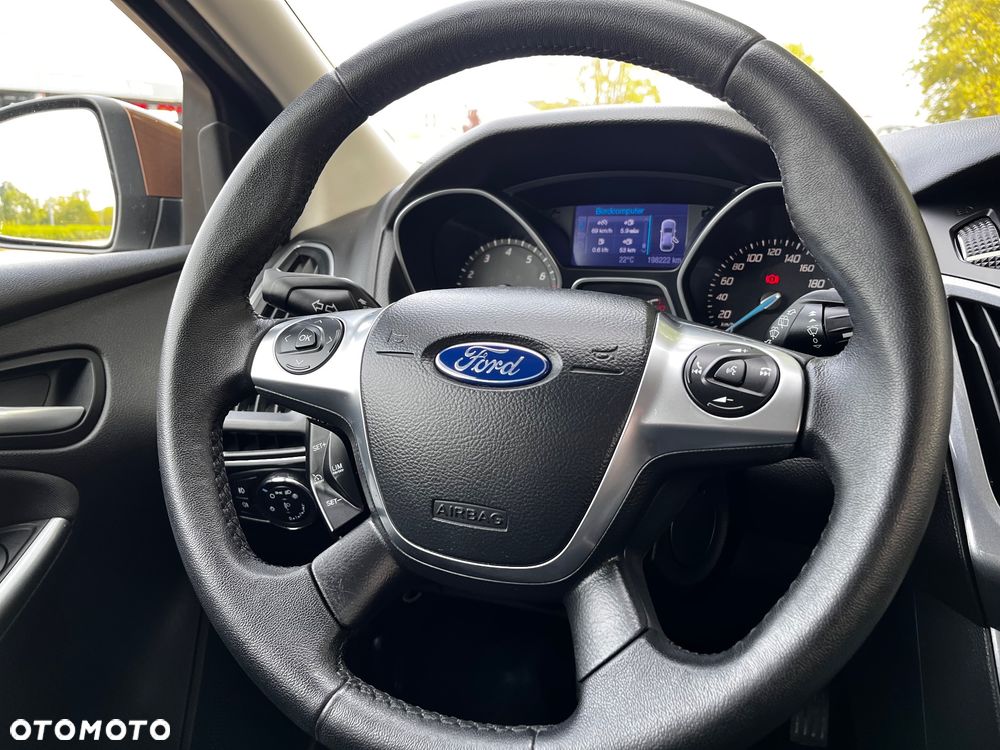 Ford Focus SW 1.0 EcoBoost S&S Titanium - 29