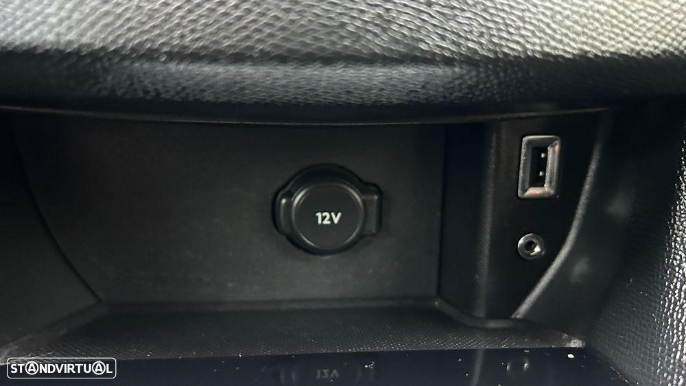 Peugeot 308 SW BlueHDi 120 Stop & Start Active - 19