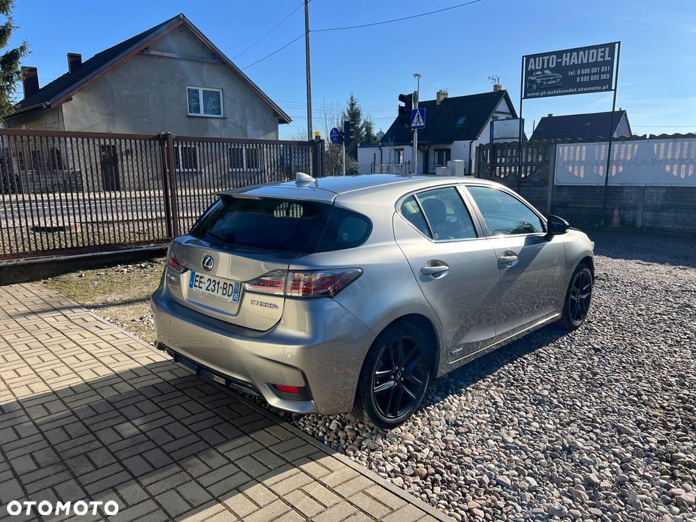 Lexus CT ver-200h-eco-elite - 4