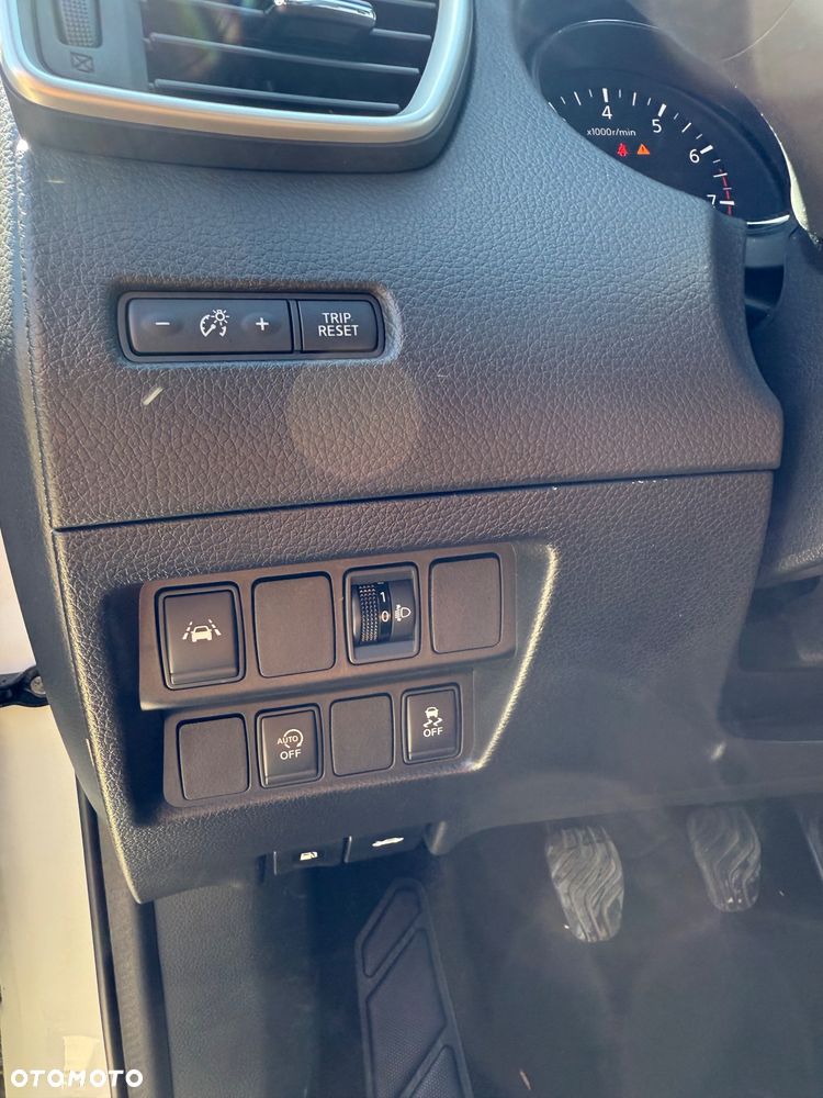 Nissan Qashqai - 33