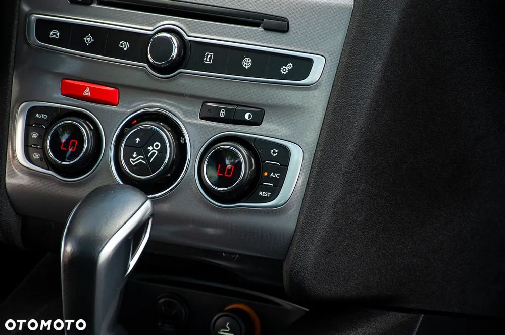 Citroën C4 PureTech 130 Stop & Start EAT6 Shine - 22