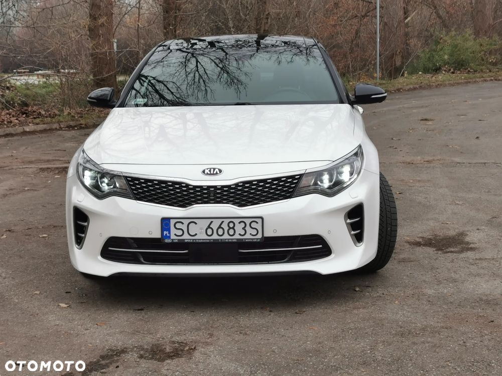 Kia Optima - 12