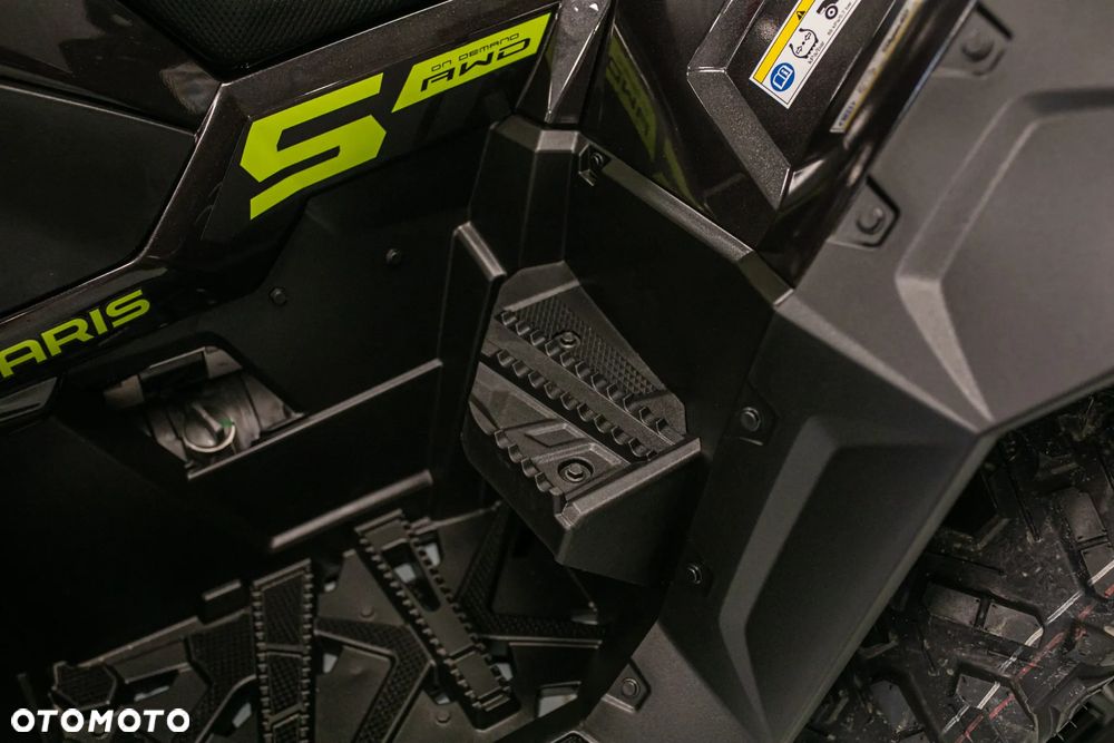 Polaris Sportsman - 14