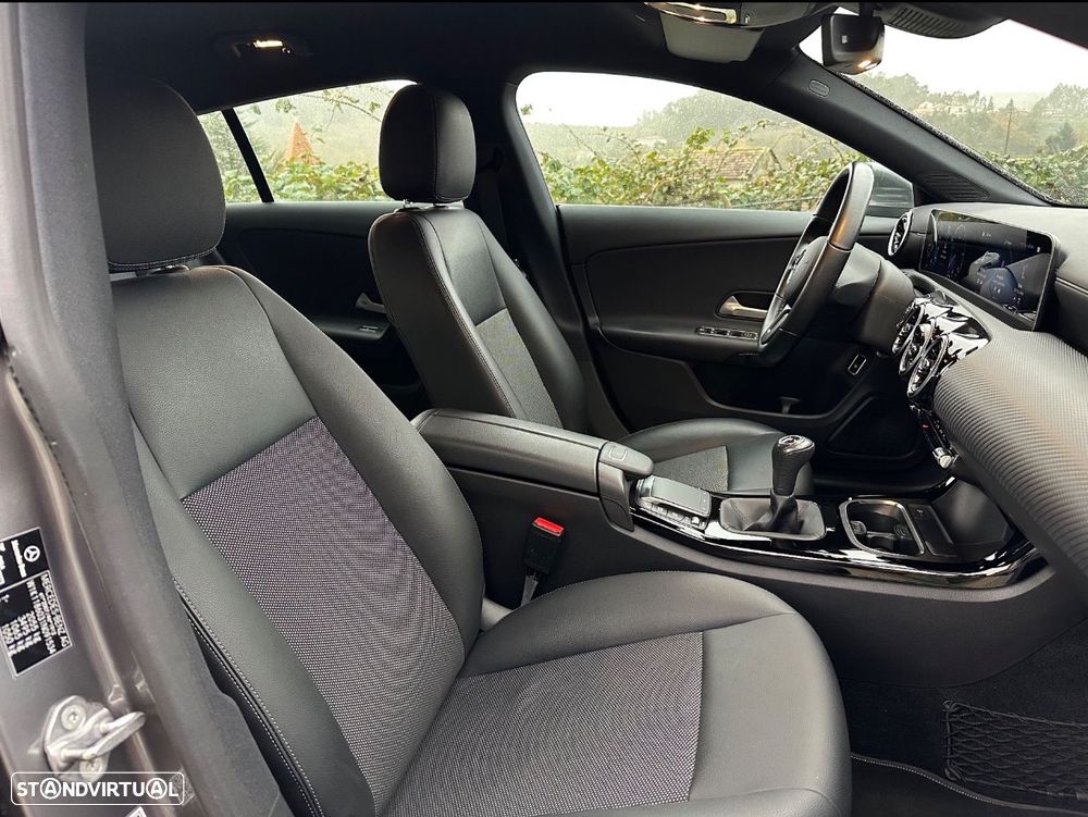 Mercedes-Benz CLA 180 d Shooting Brake - 19