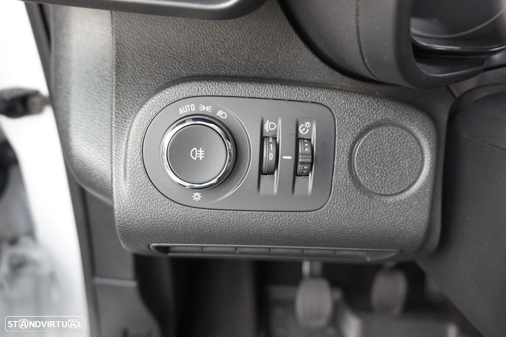 Opel Combo CDTI 102 Enjoy IVA dedutível - 42