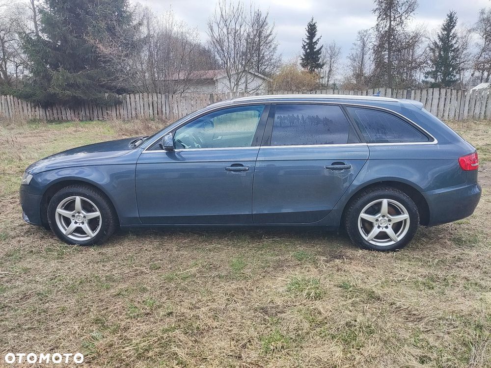 Audi A4 Avant - 8