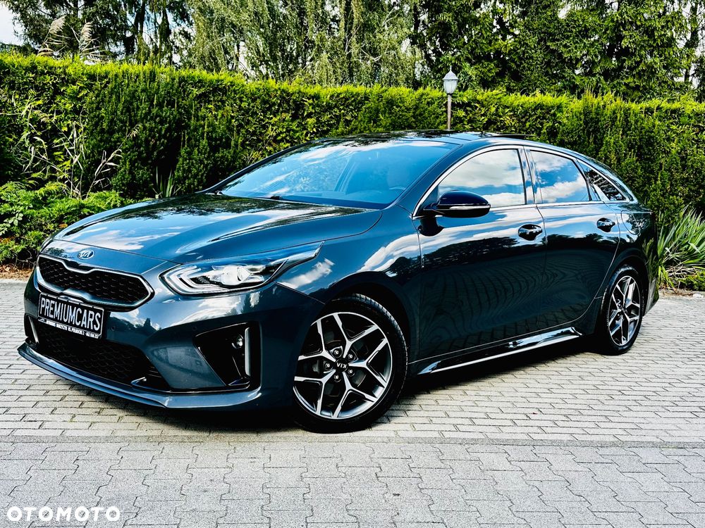 Kia ProCeed - 14