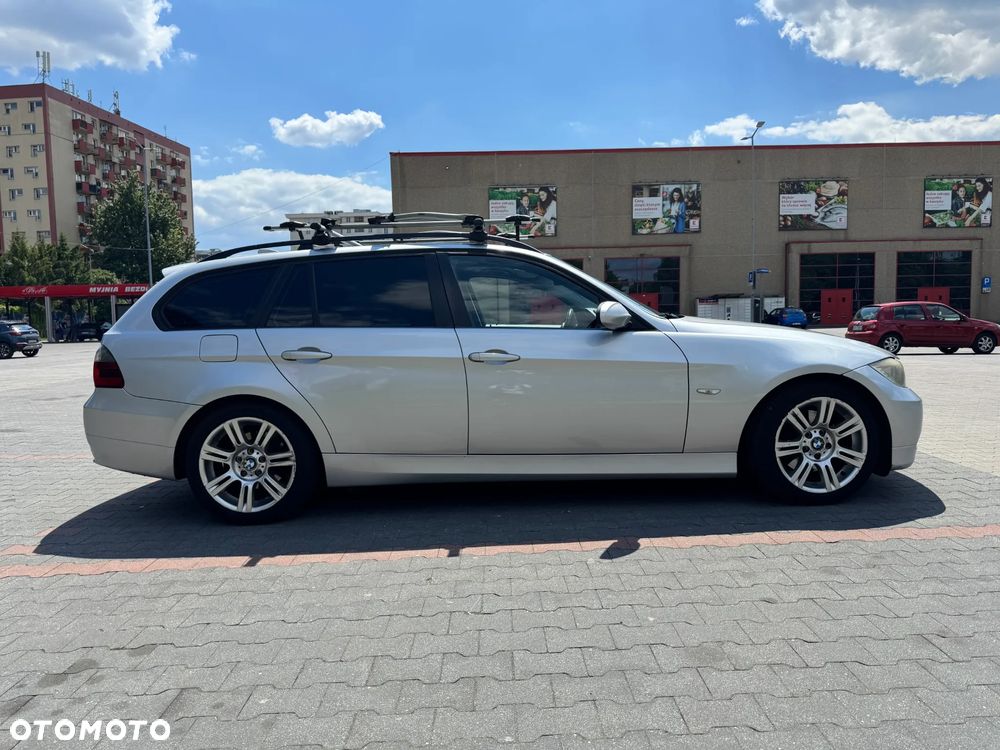 BMW Seria 3 320d DPF Touring - 6