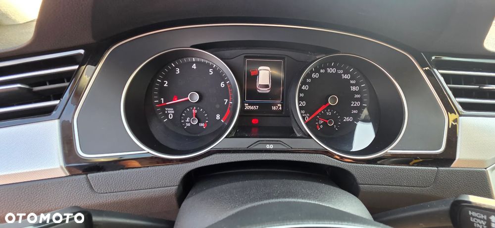 Volkswagen Passat 1.8 TSI BMT Comfortline DSG - 10