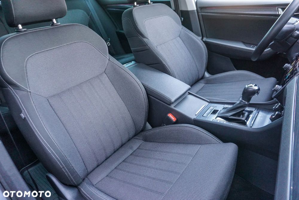 Skoda Superb 2.0 TSI Style DSG - 38