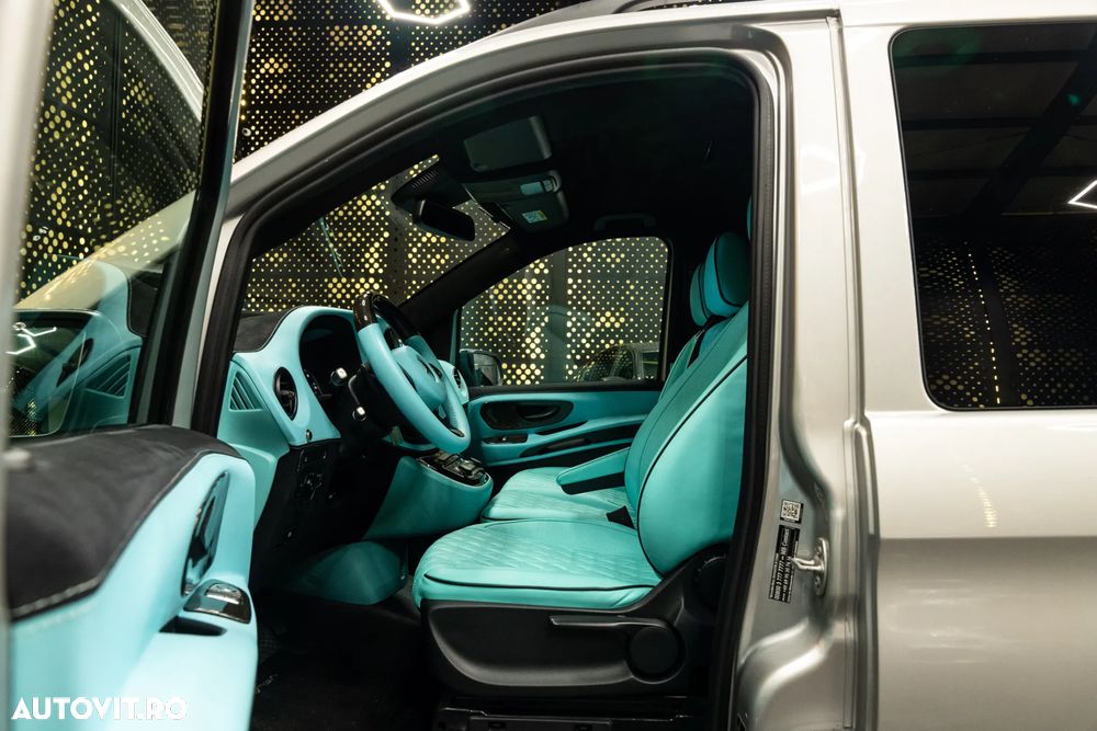 Mercedes-Benz V - 12