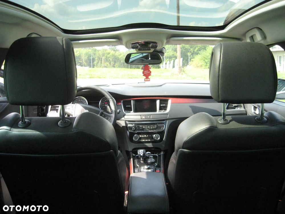 Peugeot 508 RXH Hybrid4 - 22