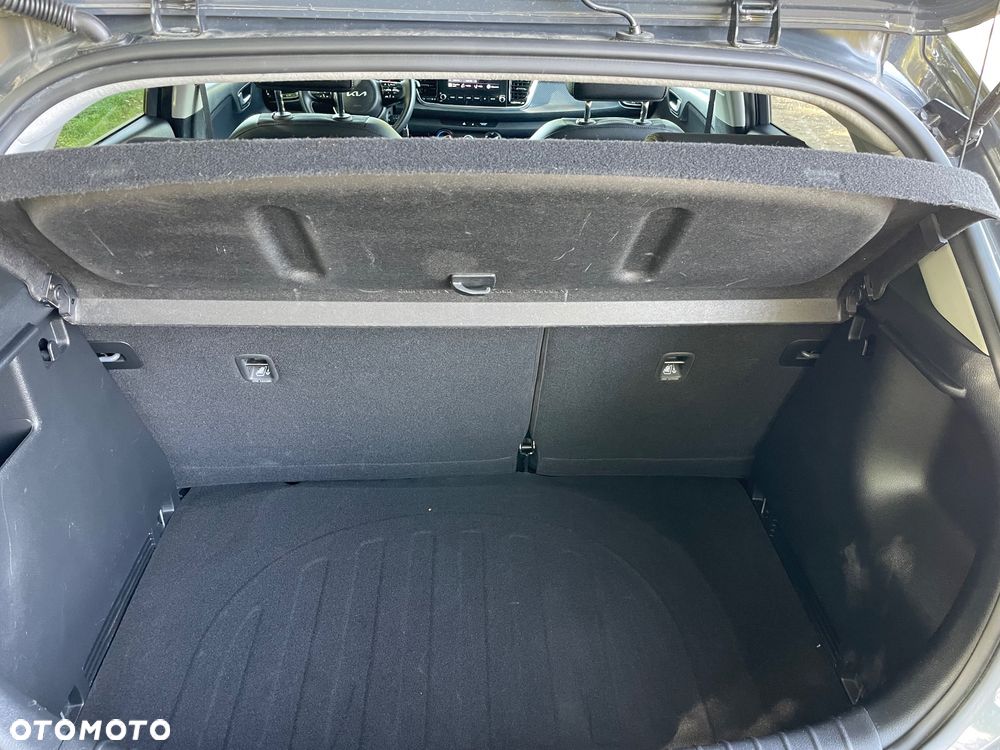 Kia Rio - 19
