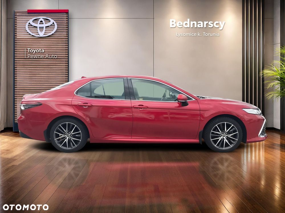 Toyota Camry 2.5 Hybrid Executive CVT - 6