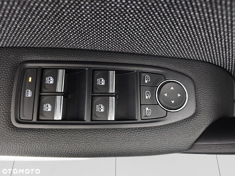 Renault Captur 1.6 E-TECH Full Hybrid 145 Techno - 11