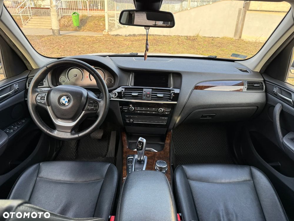 BMW X3 28i xDrive - 9