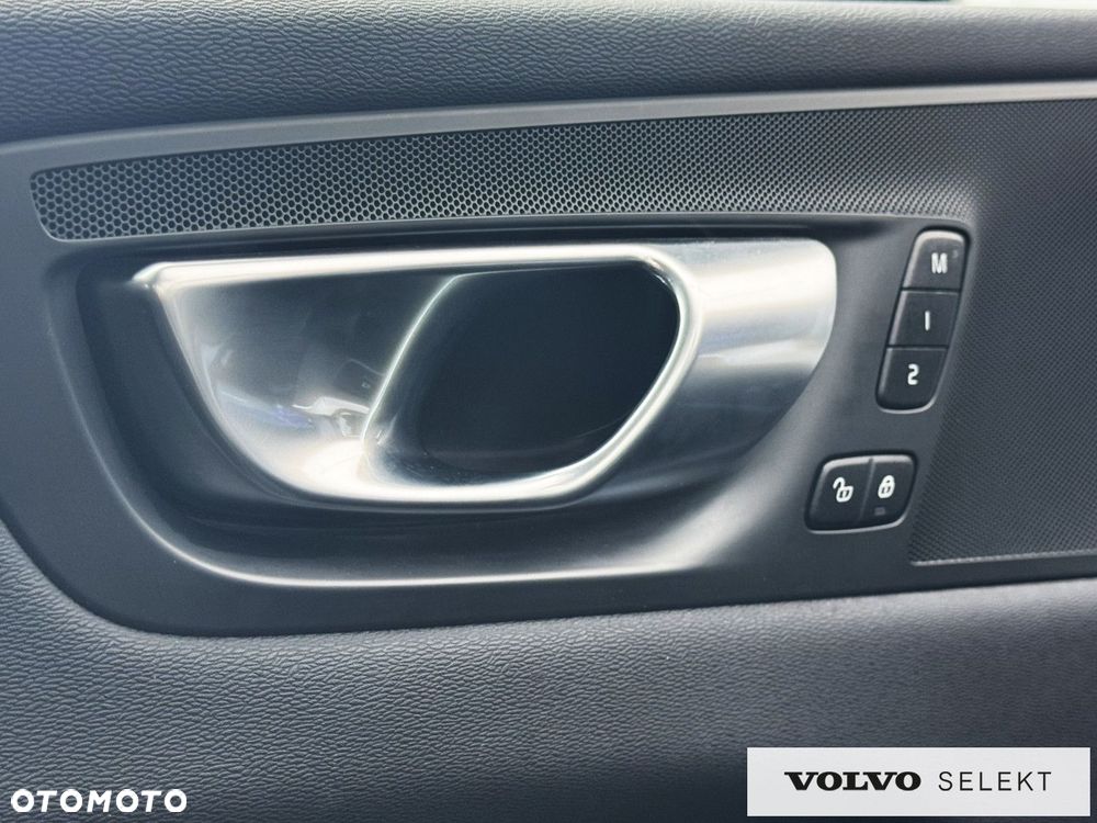 Volvo XC 60 - 31