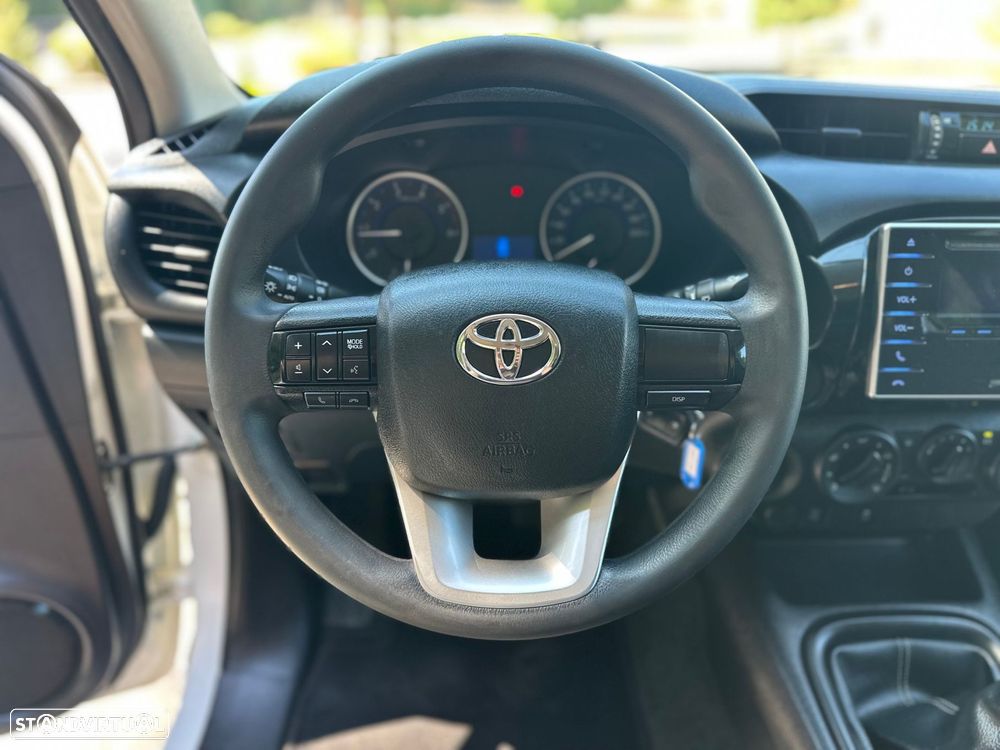 Toyota Hilux - 9