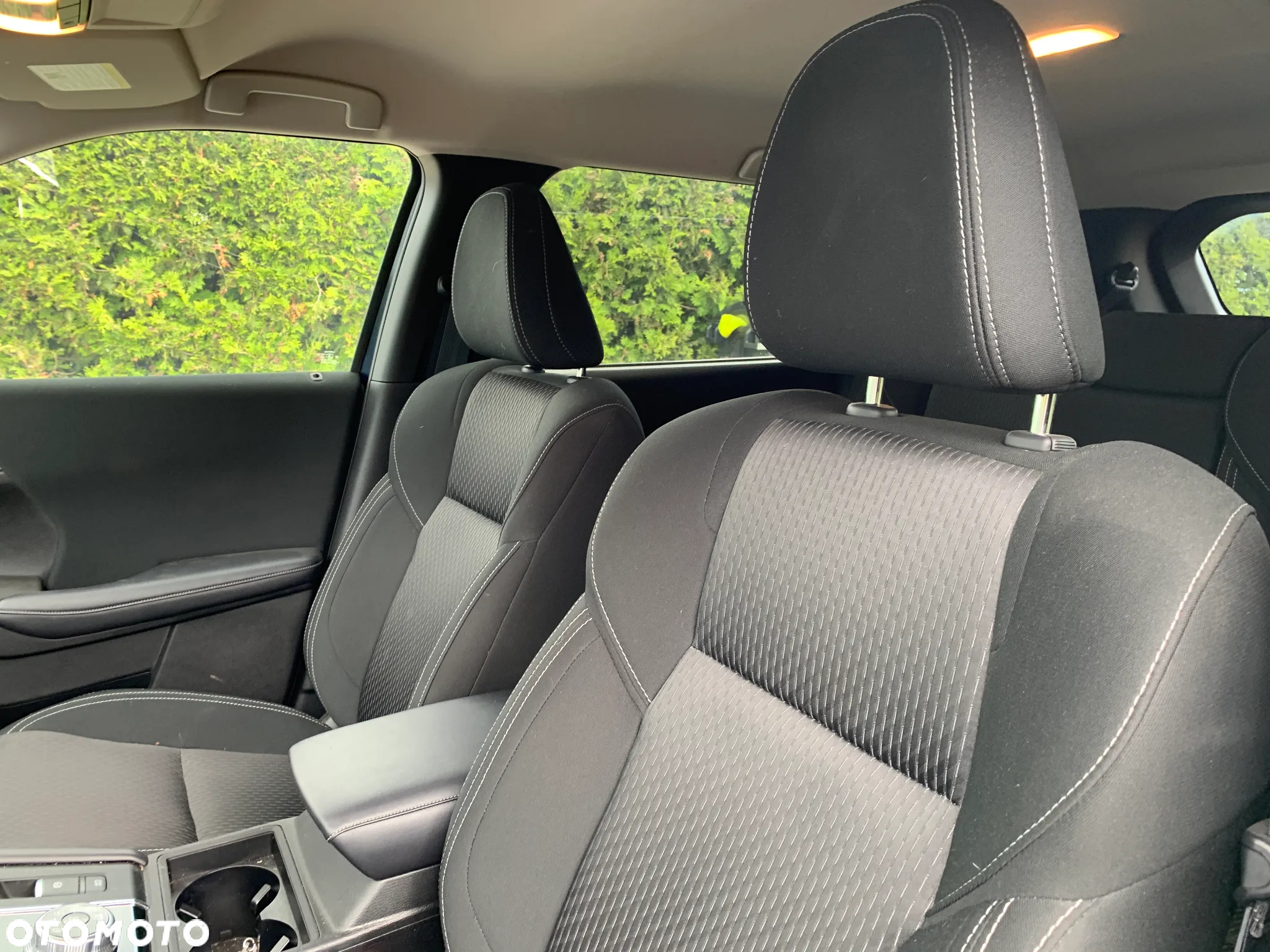 Mitsubishi Outlander - 13