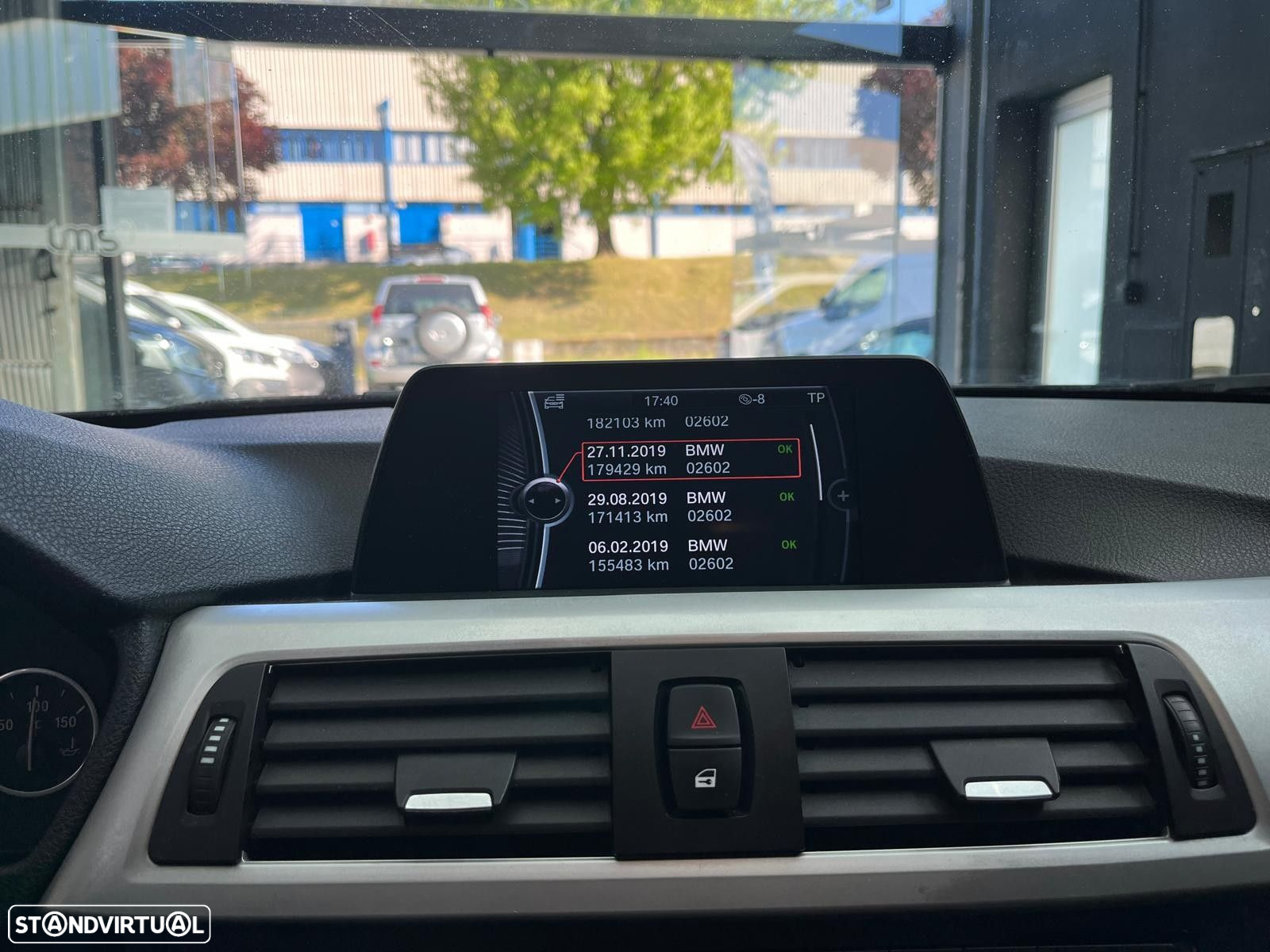 BMW 318 d Touring - 17