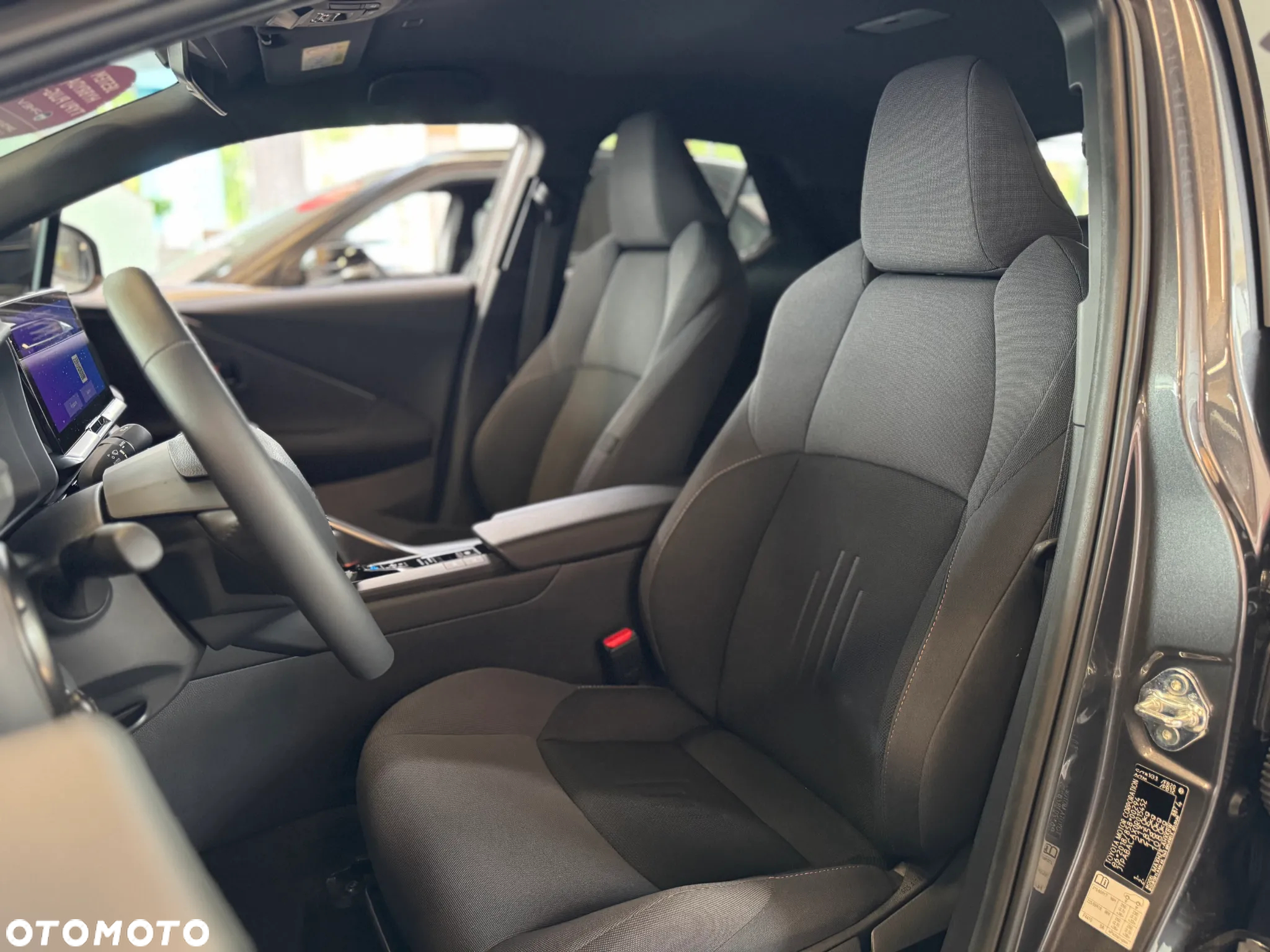 Toyota C-HR 2.0 PHEV Dynamic Force Style - 15