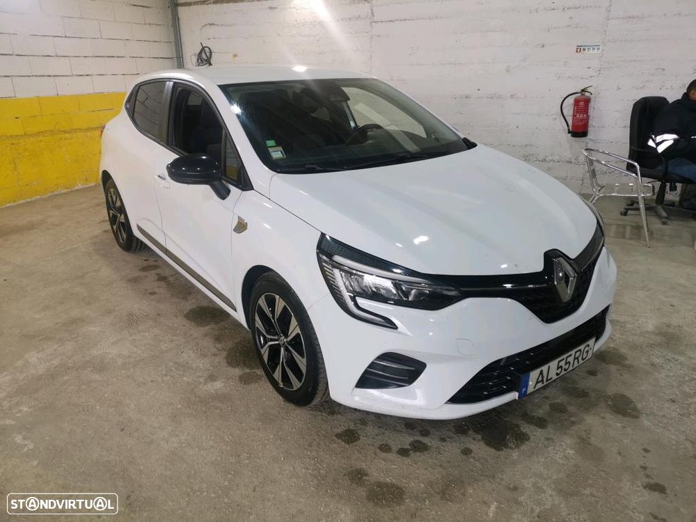 Renault Clio 1.0 TCe Limited Bi-Fuel - 4