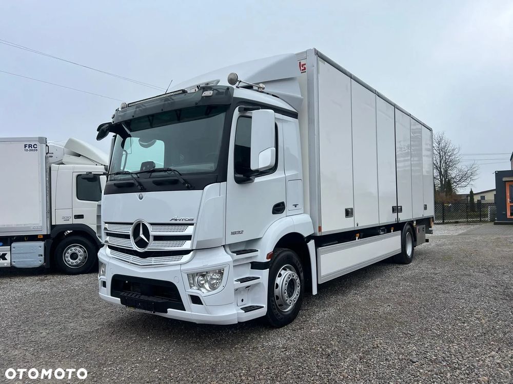 Mercedes-Benz Antos 1832 / Izoterma / Euro 6 / Winda / - 24