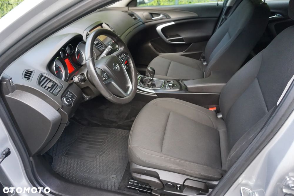 Opel Insignia 1.6 Turbo Design Edition - 20