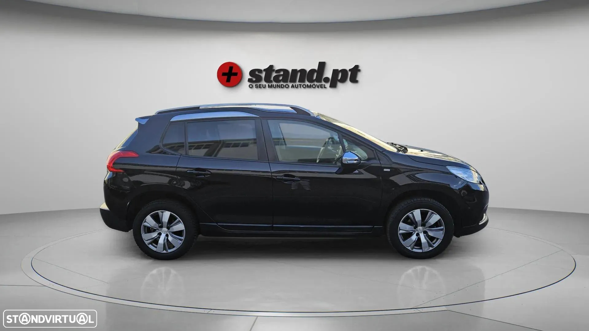 Peugeot 2008 1.2 PureTech Style - 4