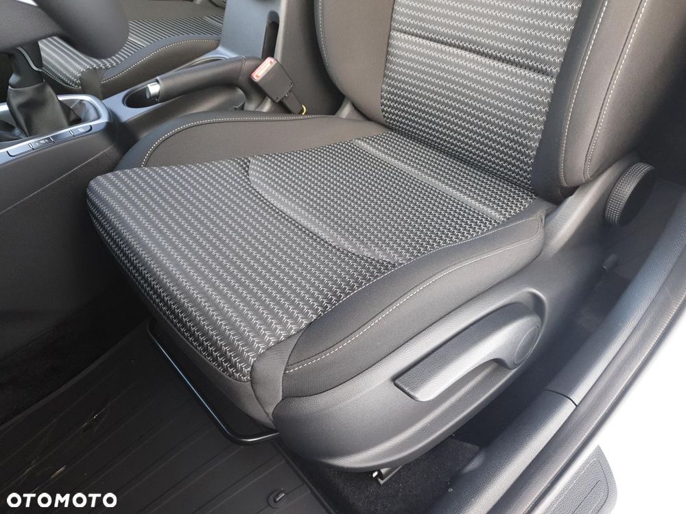 Kia Ceed 1.5 T-GDI M - 12