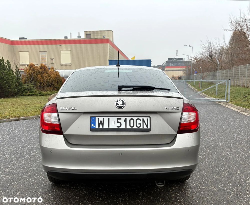 Skoda RAPID 1.4 TSI Style DSG - 7