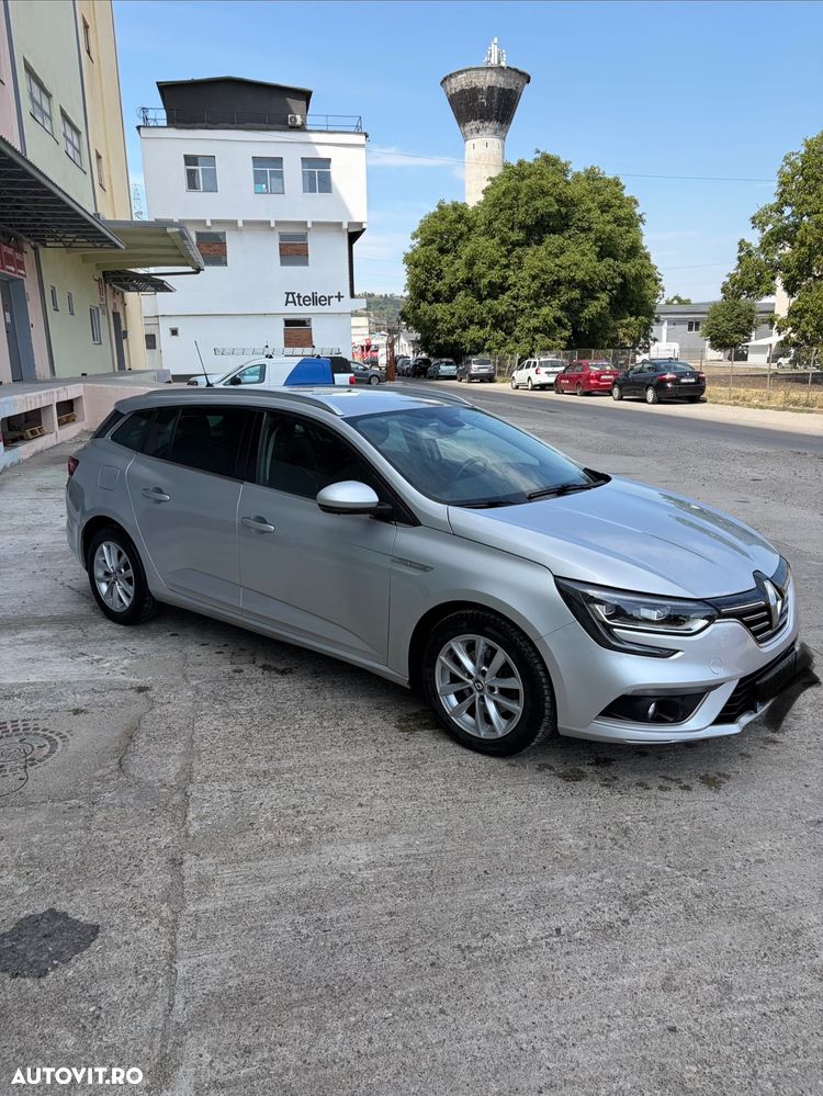 Renault Megane 1.5 dCI Intens - 1
