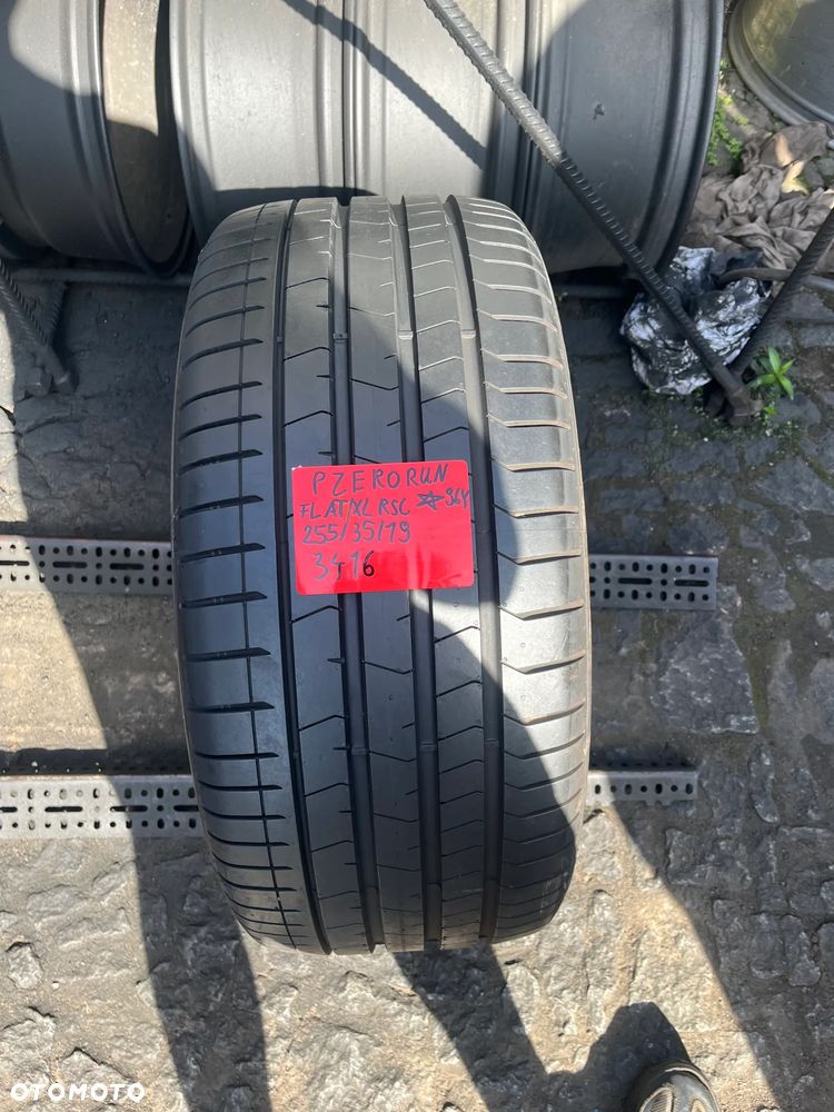 255 35 19 Pirelli P Zero PZ4 RSC *-BMW 1szt. - 1