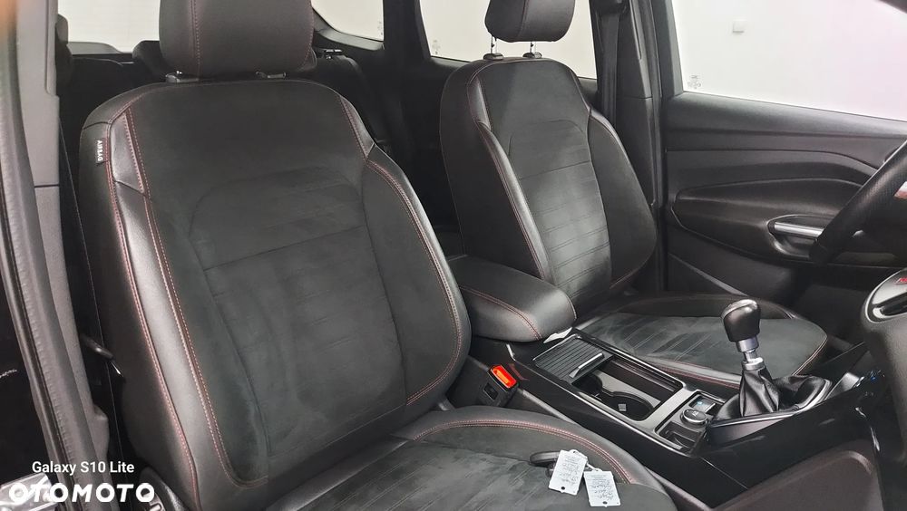 Ford Kuga 1.5 EcoBoost FWD ST-Line - 18