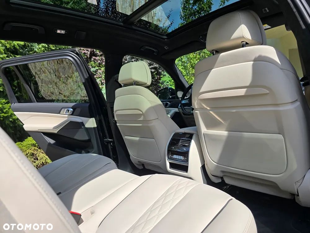 BMW X7 M50d sport - 12