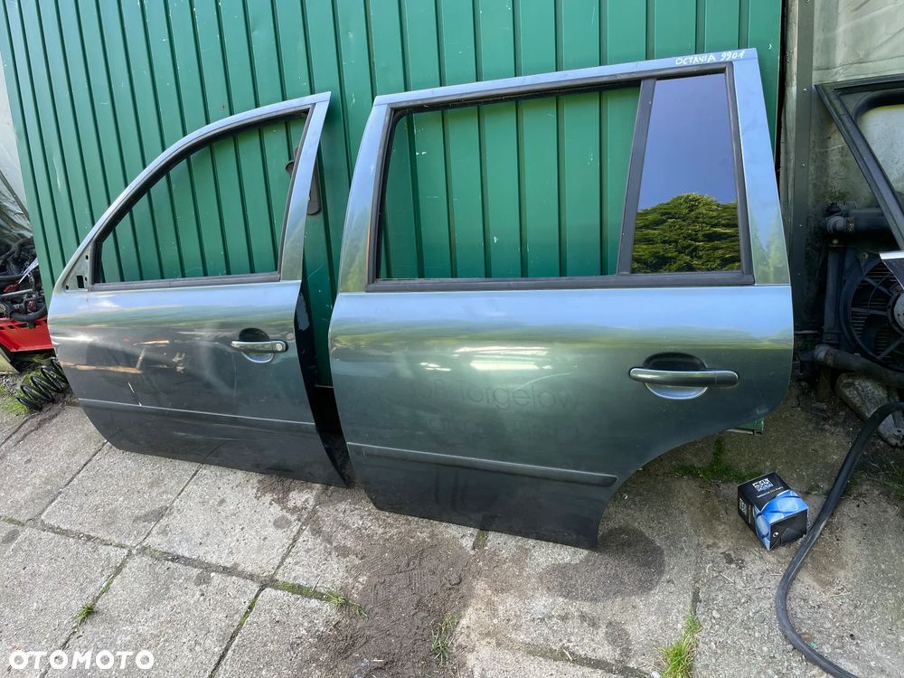 SKODA OCTAVIA I drzwi lewe tył tylne przód przednie kombi BEZ RDZY 9901
