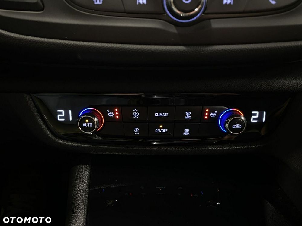 Opel Insignia - 28