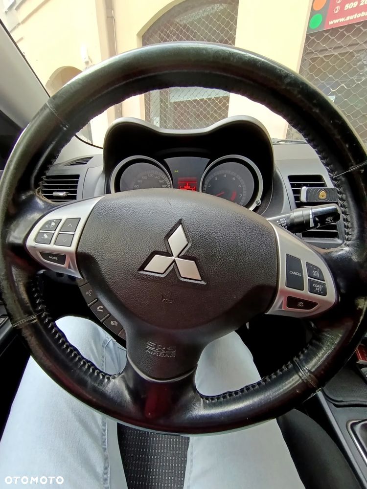 Mitsubishi Lancer 1.8 Inform - 9