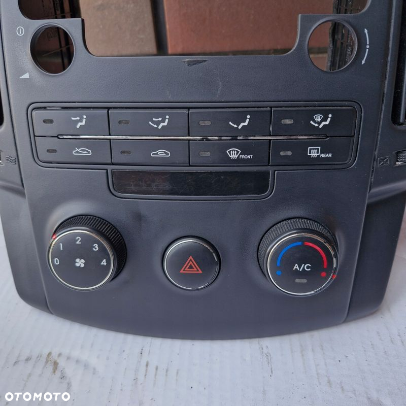 HYUNDAI I30 10r PANEL KLIMATYZACJI RAMKA RADIA KRATKA NAWIEWU 97250-2L150 - 2