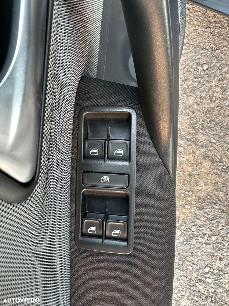 Volkswagen Polo 1.2 TSI (Blue Motion Technology) DSG Cross - 23