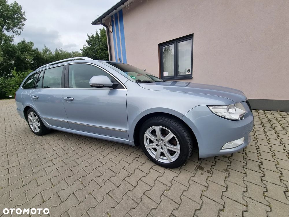 Skoda Superb 2.0 TDI Platinum - 8