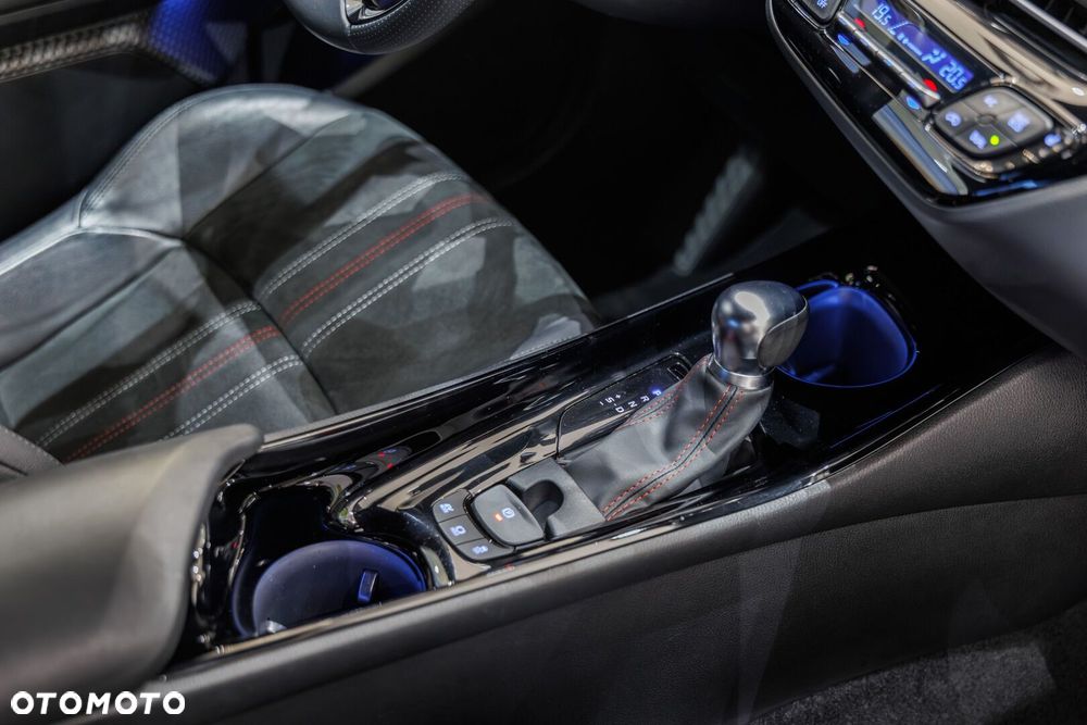 Toyota C-HR 2.0 Hybrid GR Sport - 38