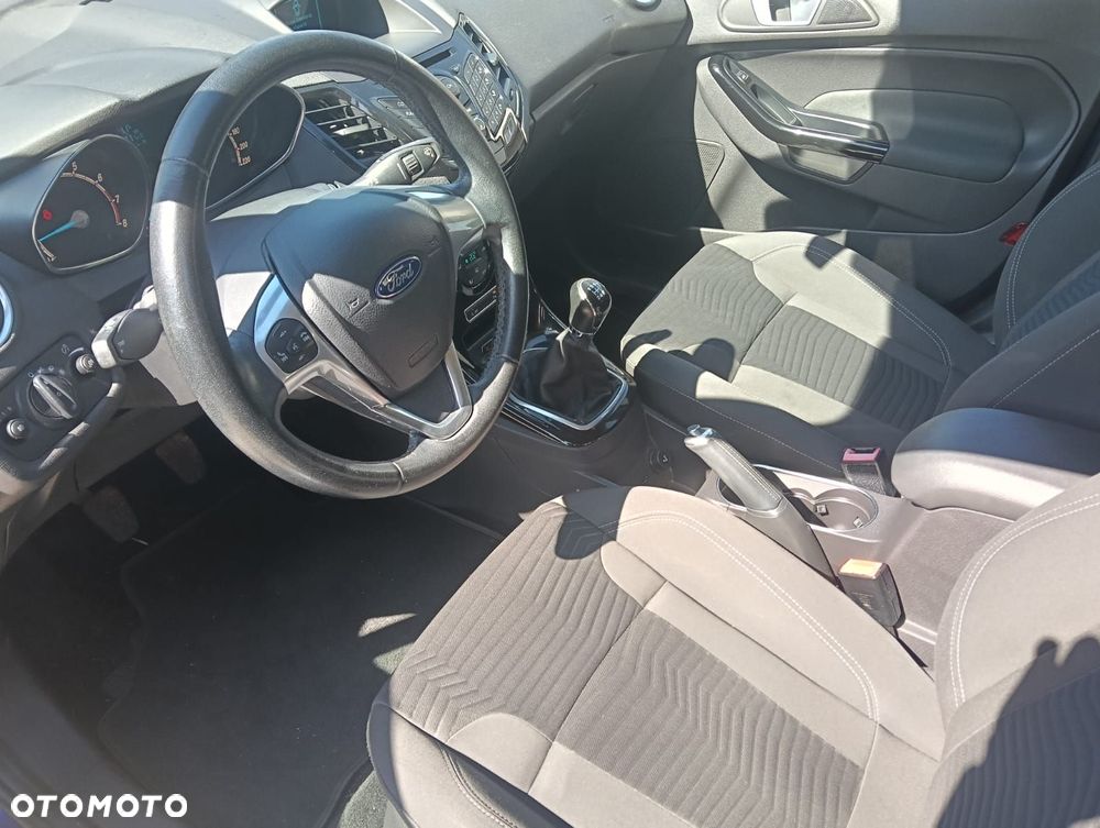 Ford Fiesta 1.0 EcoBoost STart-Stop Titanium - 10