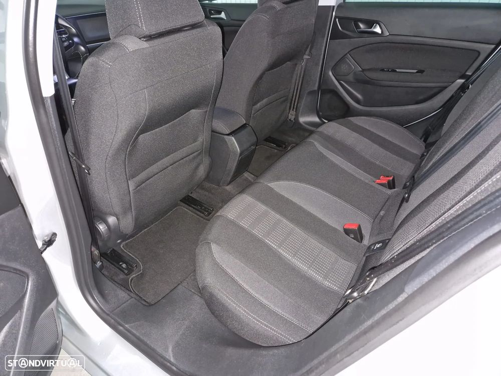 Peugeot 308 BlueHDi FAP 120 EAT6 Stop & Start Allure - 16