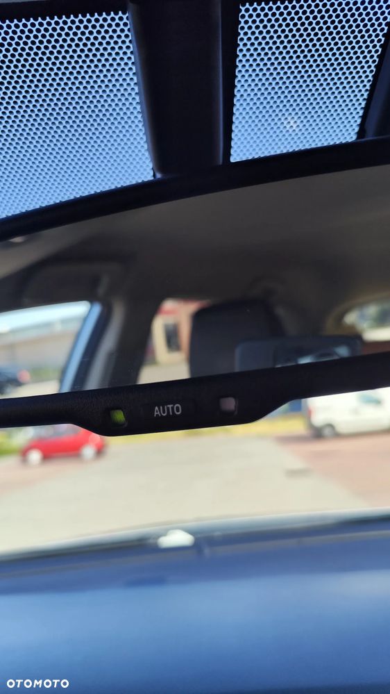 Toyota Auris - 16