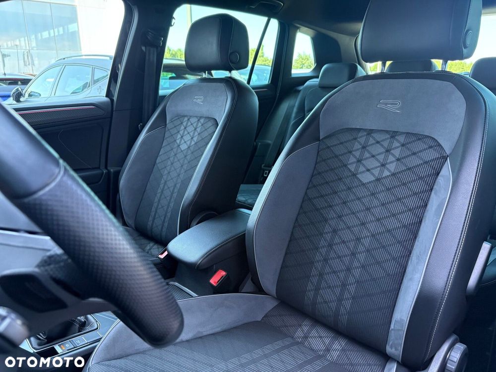 Volkswagen Tiguan - 13